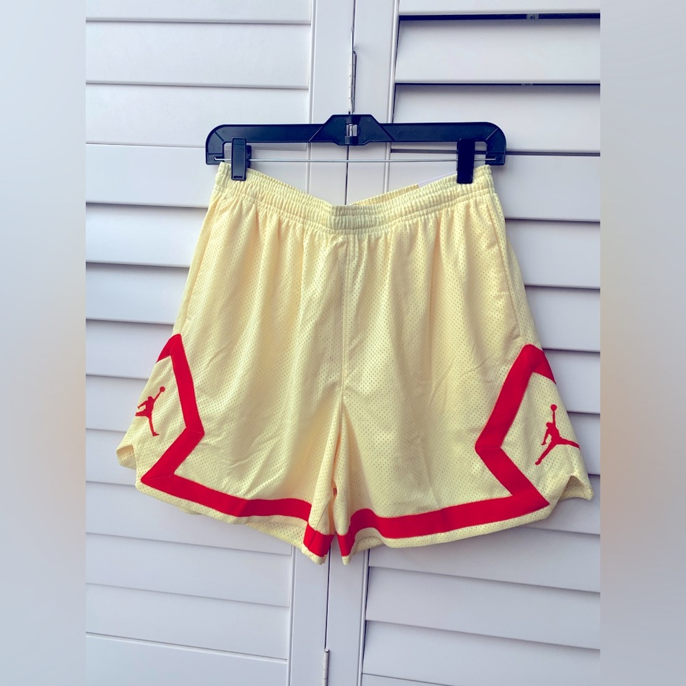 Woman’s Jordan Basketball Shorts